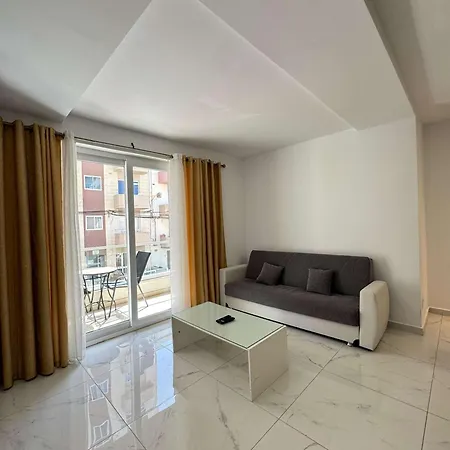 Comfort 2br Near & Cafe Del Mar- By Hostmt