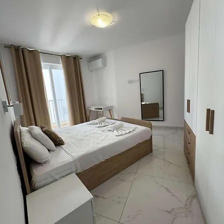 New Luxury 2 Bed With Patio Near Aquarium * St. Paul's Bay